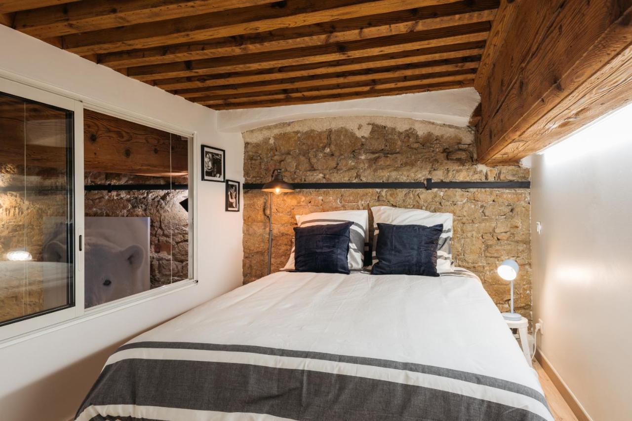 Dify Bear & Co - Hotel De Ville Lyon Ngoại thất bức ảnh