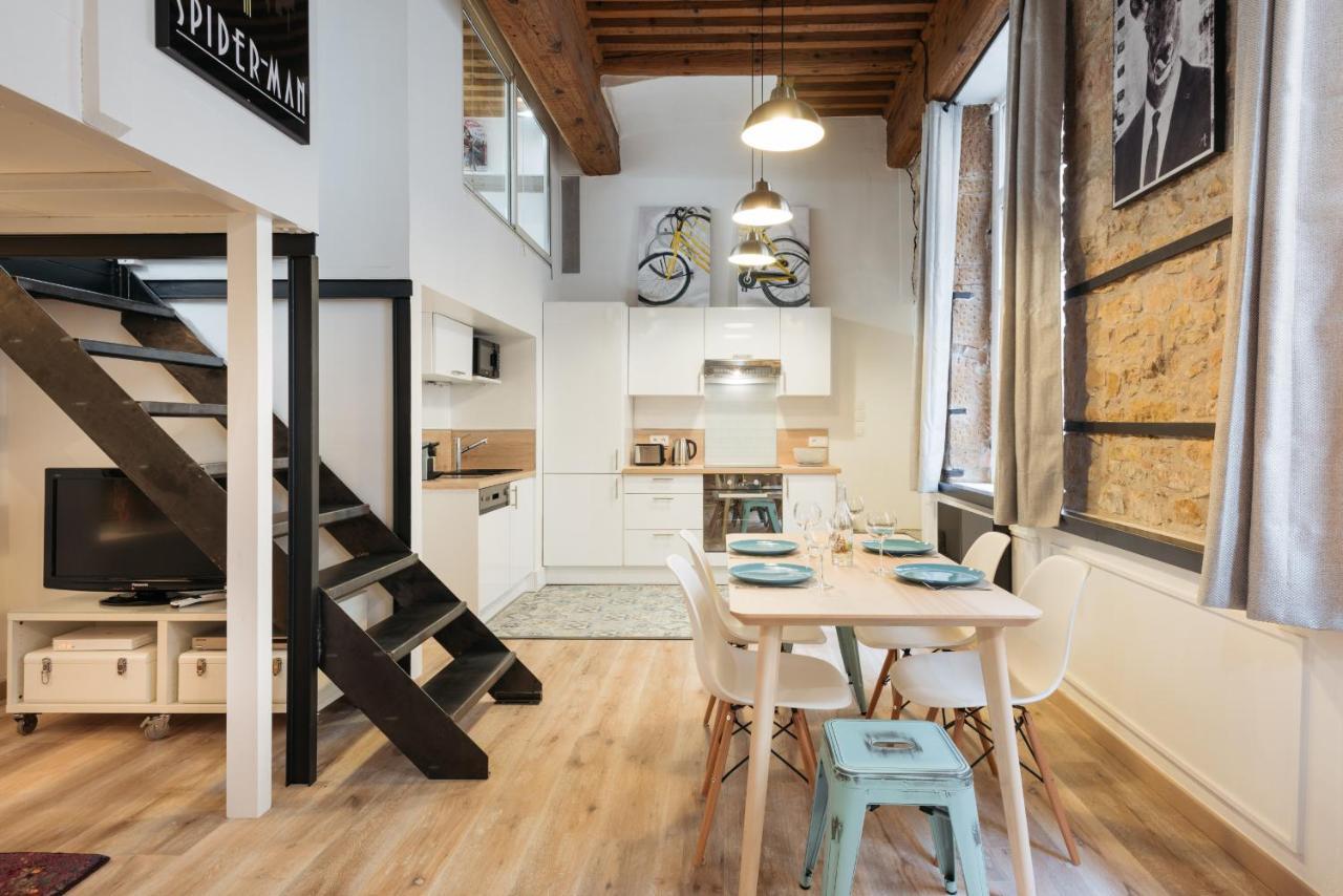 Dify Bear & Co - Hotel De Ville Lyon Ngoại thất bức ảnh